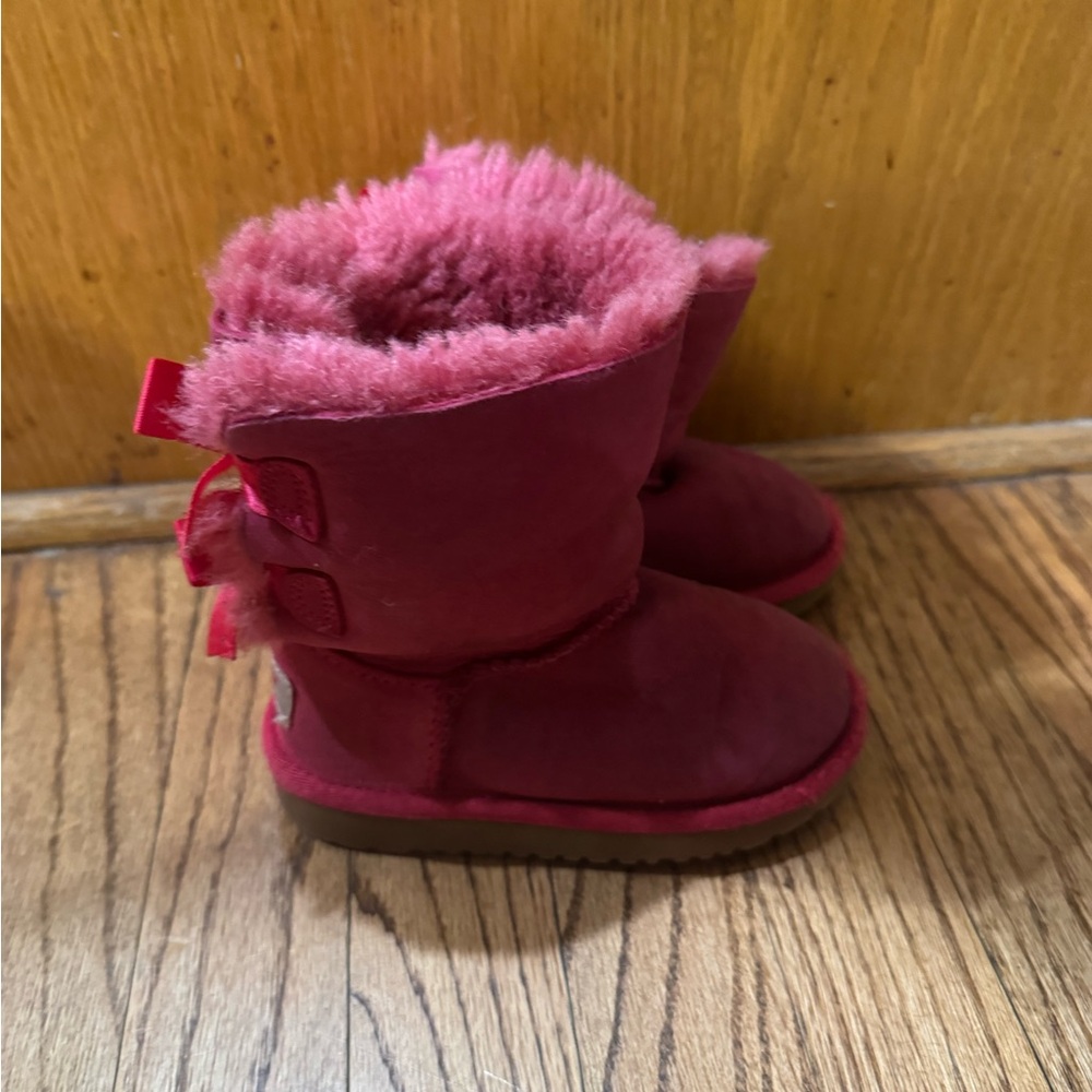 UGG Australia Toddler Girls Bailey Bow Size 8